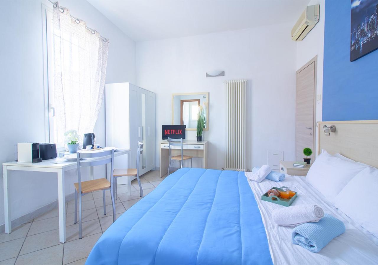 Athena Rooms - Parcheggio Privato Bologna Eksteriør billede