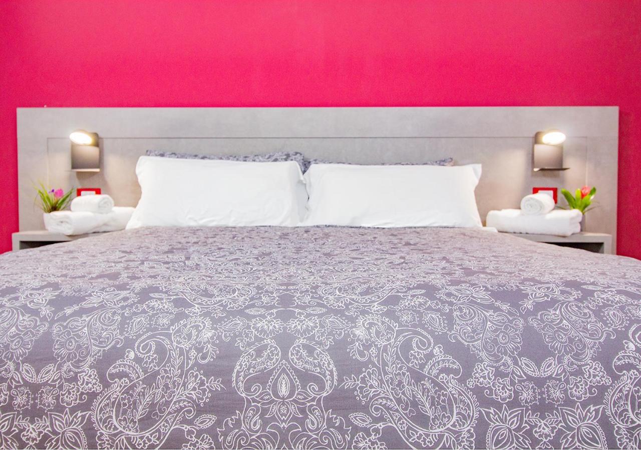 Athena Rooms - Parcheggio Privato Bologna Eksteriør billede