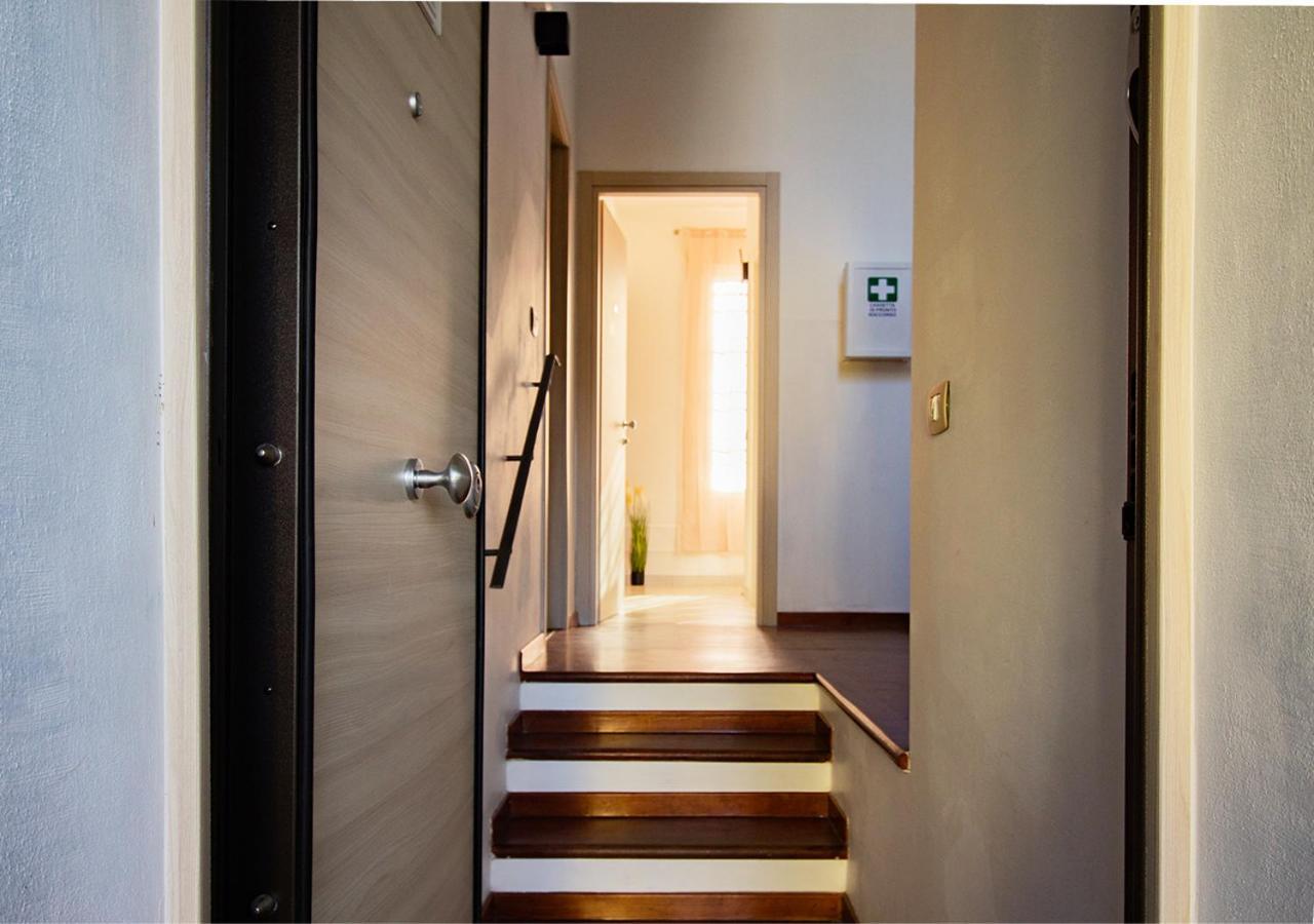 Athena Rooms - Parcheggio Privato Bologna Eksteriør billede